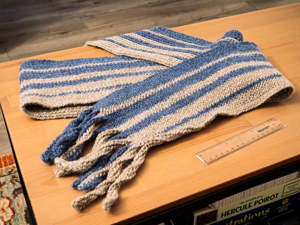 My first nalbound scarf